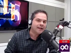 Jornalista que fez comentários misóginos contra Greta Thunberg é demitido de rádio no RN