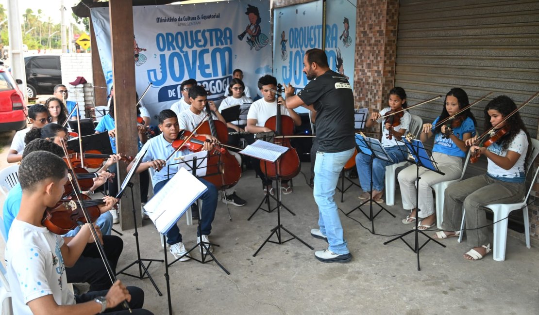 Orquestra Jovem de Maragogi faz concerto em comemoração ao Mês das Crianças