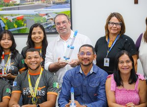 Prefeito Luciano parabeniza estudantes vencedores da Jornada Brasileira de Foguetes
