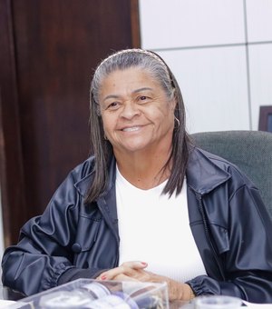 Tia Júlia se reúne com equipe para alinhar preparativos para o Festival de Inverno e as comemorações dos 136 anos de Palmeira