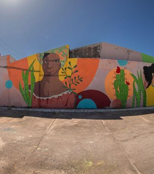 Mural no Parque da Mulher, na Jatiúca, homenageia Marta, a Rainha do Futebol
