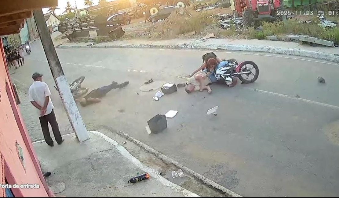 Duas motocicletas colidem de frente e deixam três feridos em Craíbas