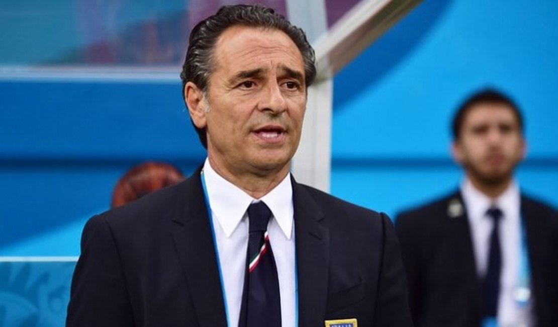 Eliminação da Itália derruba Prandelli e presidente da federação italiana