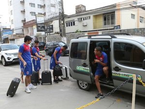 Delegação do Paraná fica presa em protesto rumo a Maceió, onde pega o CRB