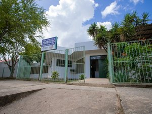 Animais recolhidos no Mercado da Produção começam a ser adotados