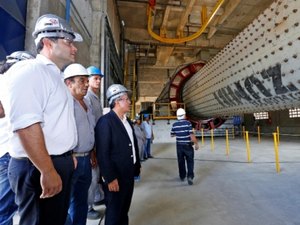 Governador destaca atração de indústrias com chegada da Cimento Zumbi