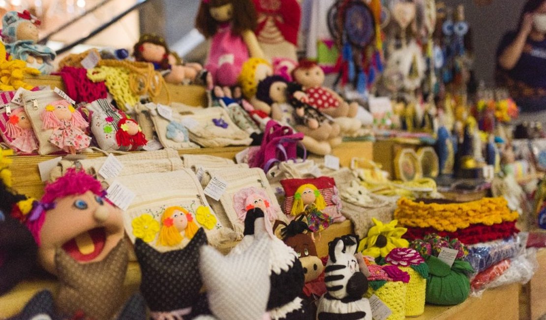 Prefeitura de Maceió abre novo espaço para artesões em shopping da capital