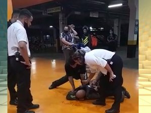 Viúva de homem assassinado por seguranças do Carrefour nega R$ 1 milhão em oferta de indenização