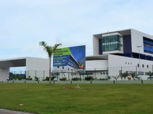 Mulher é detida suspeita de se passar por enfermeira em hospitais de Alagoas