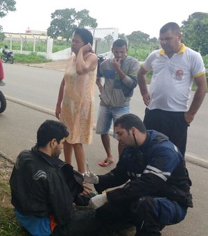 Cachorro atravessa pista e provoca acidente na AL-220 em Arapiraca