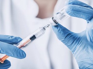 Anvisa libera aplicação de vacinas em farmácias de todo o país