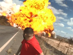 VÍDEO: explosão de caminhão-tanque no Pará deixa equipe do SBT ferida