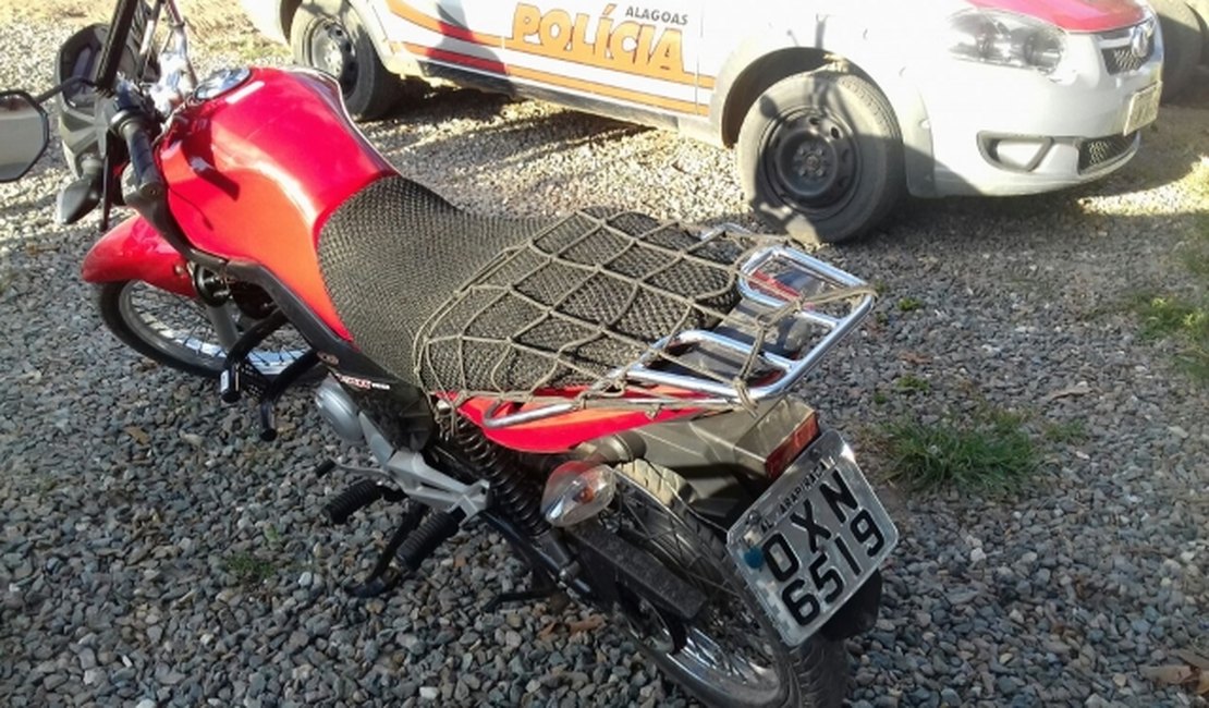 PM recupera motocicleta com queixa de roubo