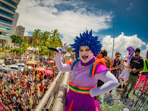 Prévias carnavalescas movimentam Maceió com blocos, frevo e tradição; veja a programação