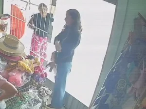 Mulher desaparece após cair nas imediações da ponte metálica entre Delmiro Gouveia e Paulo Afonso