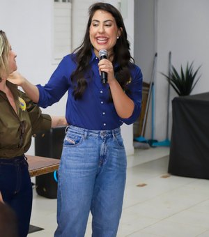 'Nosso mandato foi construído ouvindo as pessoas', destaca Gabi Gonçalves durante agenda