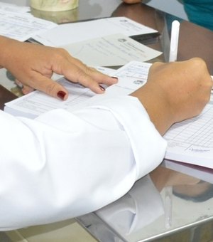Plano de saúde deve pagar R$ 2 mil a cliente que não conseguiu atendimento médico