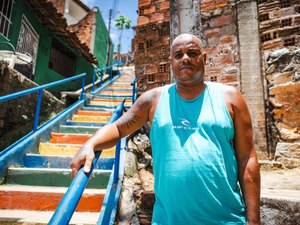 Escadaria reformada garante segurança a moradores do Ouro Preto e Serraria