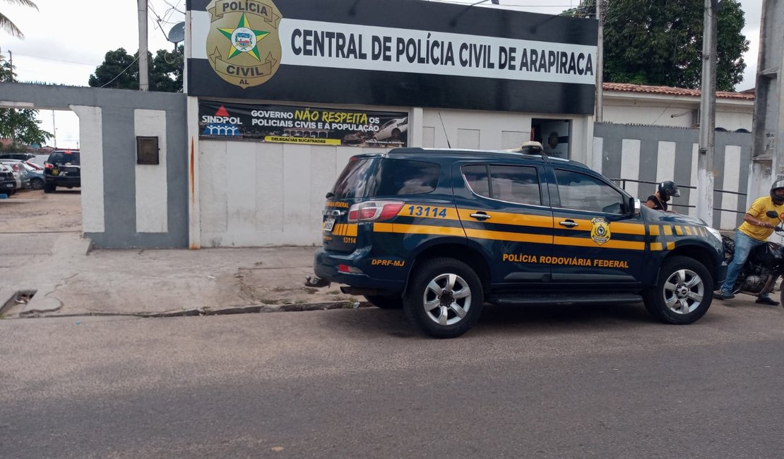 Homem é preso pela PRF por receptação de veículo em Palmeira dos Índios