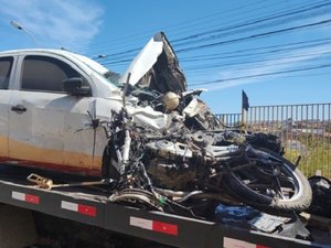 Colisão entre moto e veículo da prefeitura de Santana do Ipanema mata motociclista e idosa