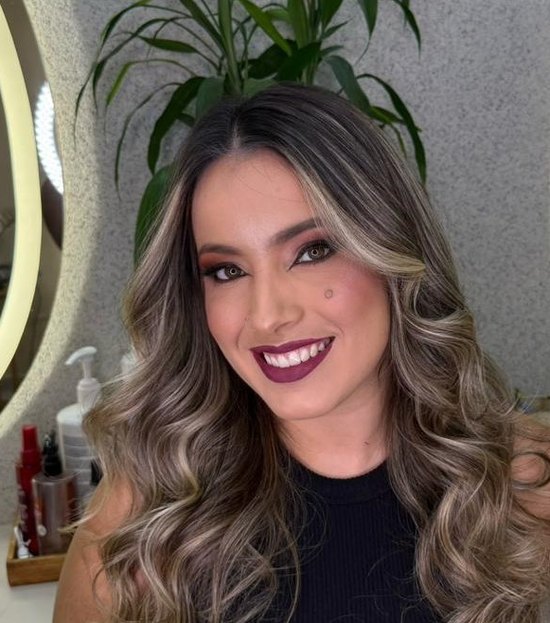Da incerteza ao protagonismo digital: a trajetória de Paloma Novais revela a força transformadora do empreendedorismo nas redes sociais