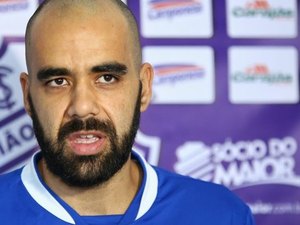 CSA renova com zagueiro Jorge Fellipe e 'maestro' Daniel Costa
