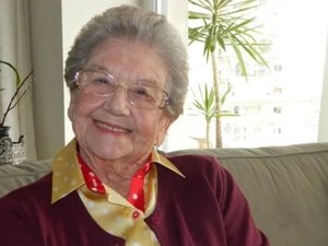 Palmirinha Onofre morre aos 91 anos