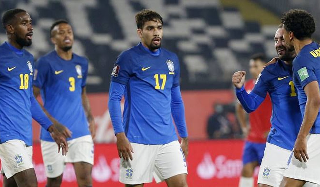 Vitória contra o Chile não foi justa e mascara péssimo desempenho do Brasil