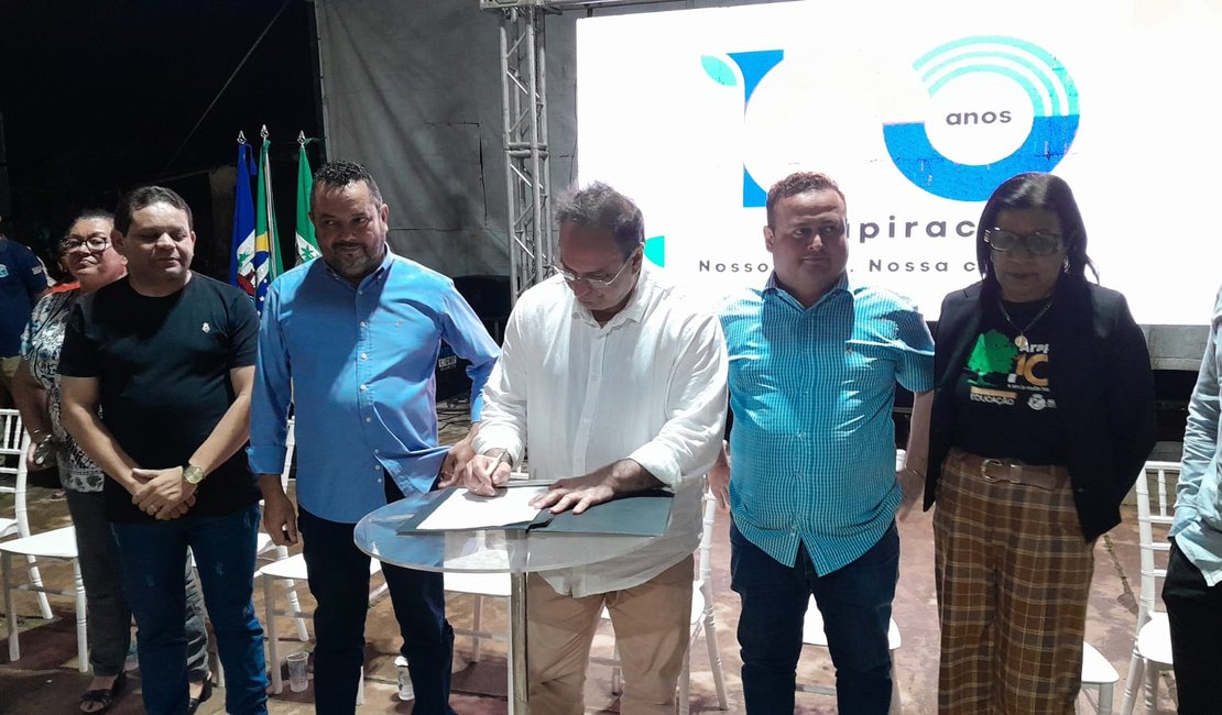 [Vídeo] Luciano Barbosa inaugura acesso ao Povoado Piauí e autoriza recuperação da Arapiraquinha e construção de escola na Vila Bananeira