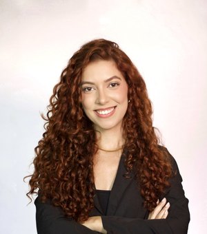 Criatividade, Identidade e Negócio: A Jornada de Sucesso da Publicitária e Influenciadora Mayse Cavalcante