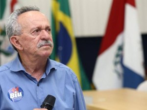 Biu de Lira lança projeto para liberar diesel para carros de passeio