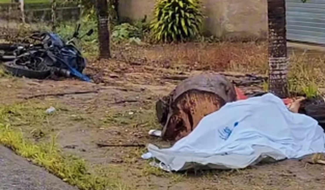 Mulher morre em acidente de moto na BR-220, em Campo Alegre