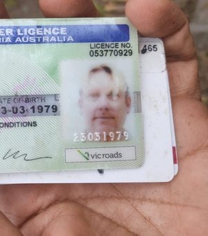 Corpo de australiano morto em queda de avião com cocaína segue no IML de Maceió
