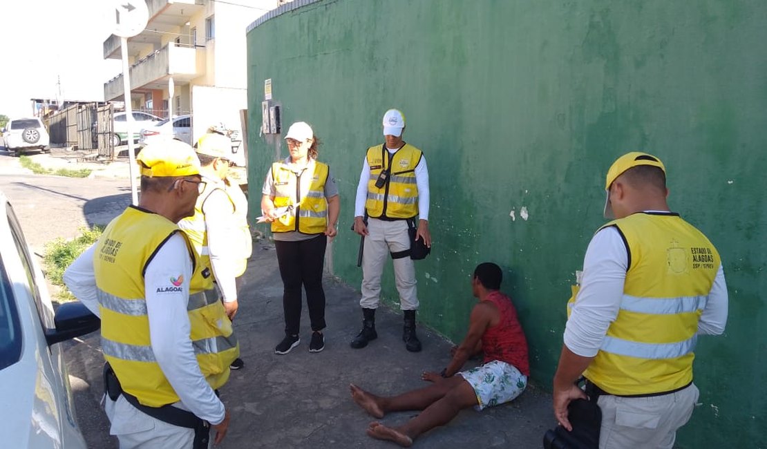 Ronda atende homem em crise no Jacintinho