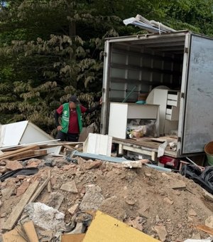 Caminhão que realizava descarte irregular é apreendido na Santa Lúcia