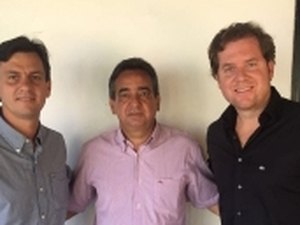 Insatisfeitos, políticos alagoanos trocam de legenda partidária