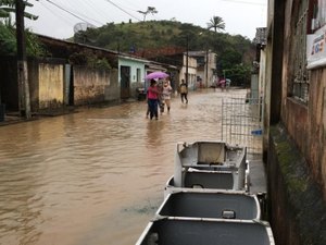 Cidades alagoanas atingidas pelas chuvas recebem mais de R$376 milhões