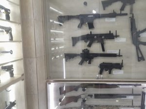 PF mira quadrilha especializada em venda de armas em AL e mais três estados