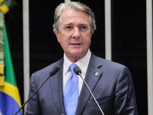 PF descobre despacho  na casa de Collor contra Janot