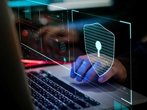 Quase 50 mil emails e senhas do governo ficam expostos em 2021, diz relatório