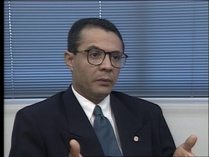 Condenado por matar esposa, juiz perde cargo mais de 20 anos após o crime