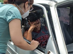 Acidente resulta em perca total de veículo em Matriz de Camaragibe