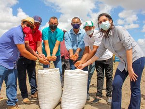 Prefeito de Campo Alegre executa 12 obras, entrega três novas escolas e promove avanços significativos para a população