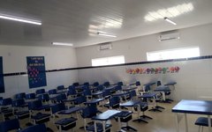 Escola Municipal de Educação Básica Arlindo Estanislau da Silva foi reformada e climatizada