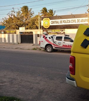 Dupla armada derruba motociclista e rouba celular na Zona Rural de Arapiraca