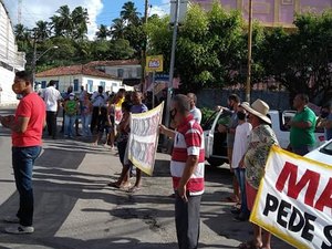 Moradores realizam protesto em Bebedouro e cobram ações em bairros afetados pela mineração