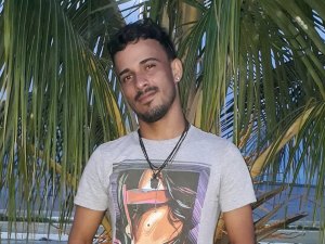 Familiares e amigos de homossexual assassinado são ouvidos pela Polícia