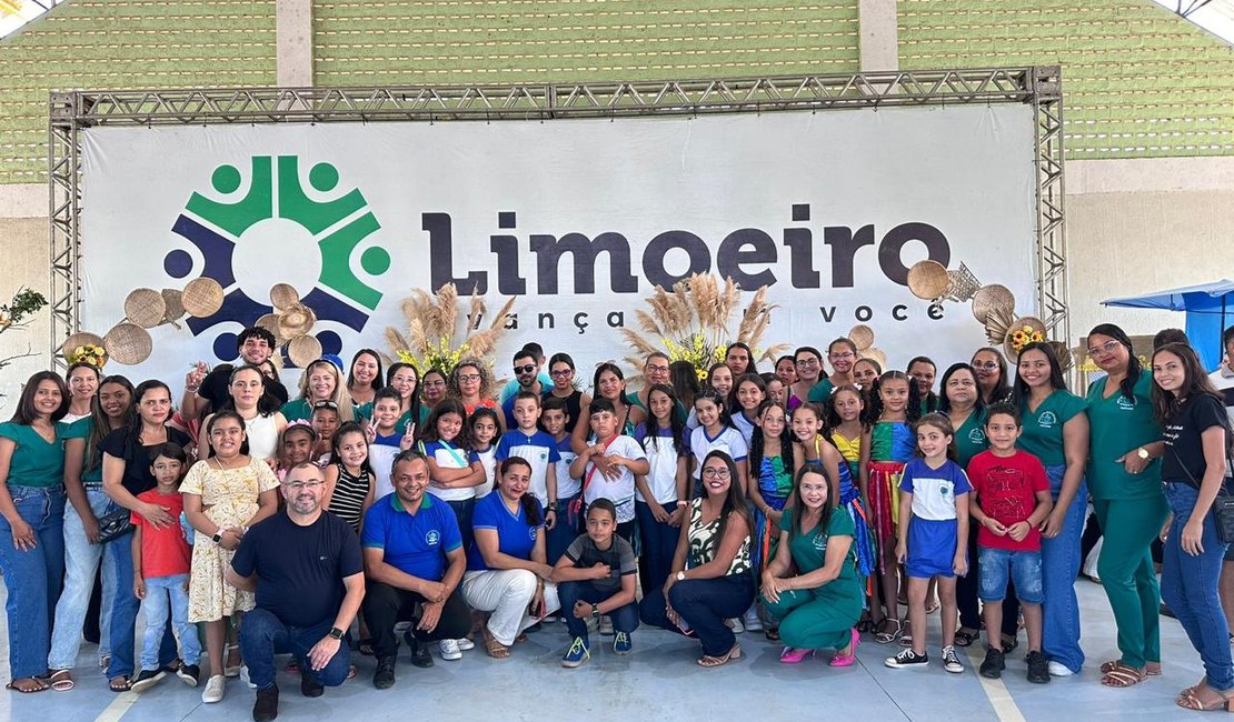 Estudantes de Limoeiro de Anadia participam da 1ª Feira do Jovens Empreendedores