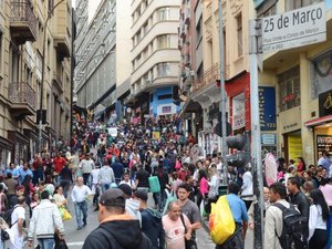 Jovens entre 14 e 24 anos são os mais atingidos pelo desemprego, diz Ipea