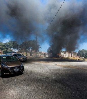 Incêndio é registrado na Ladeira Geraldo Melo; não há feridos